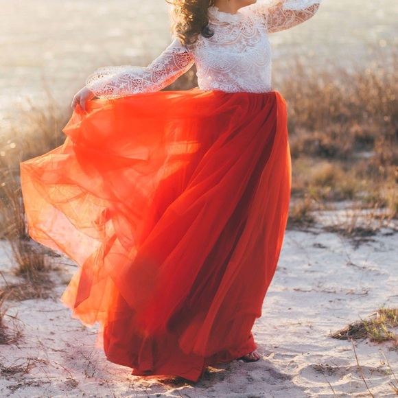 Dresses & Skirts - Red Tulle Maxi Skirt